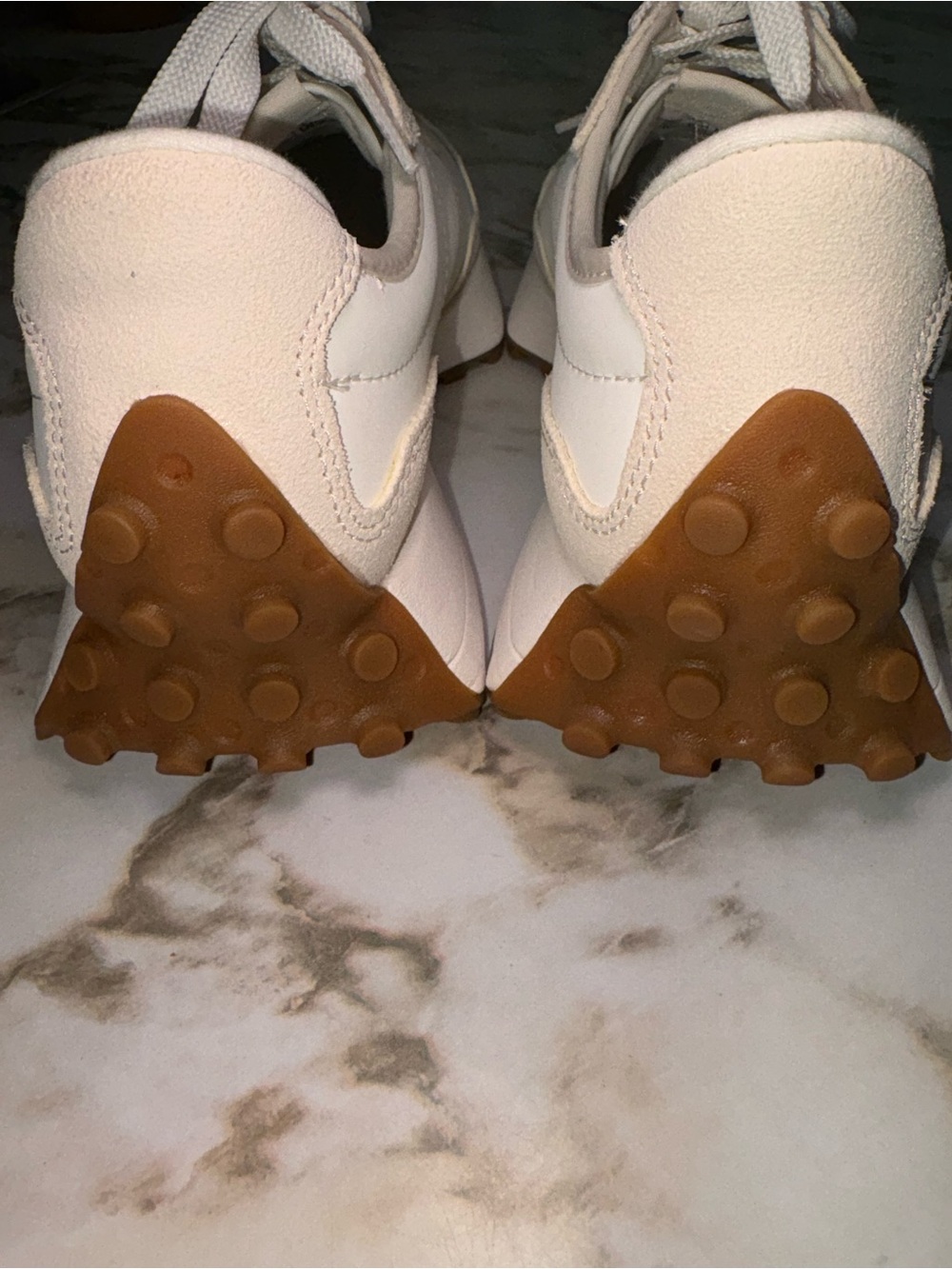 New Balance Cream & Gum Women's 327 Lifestyle Sneakers NWOB - Picture 9 of 11